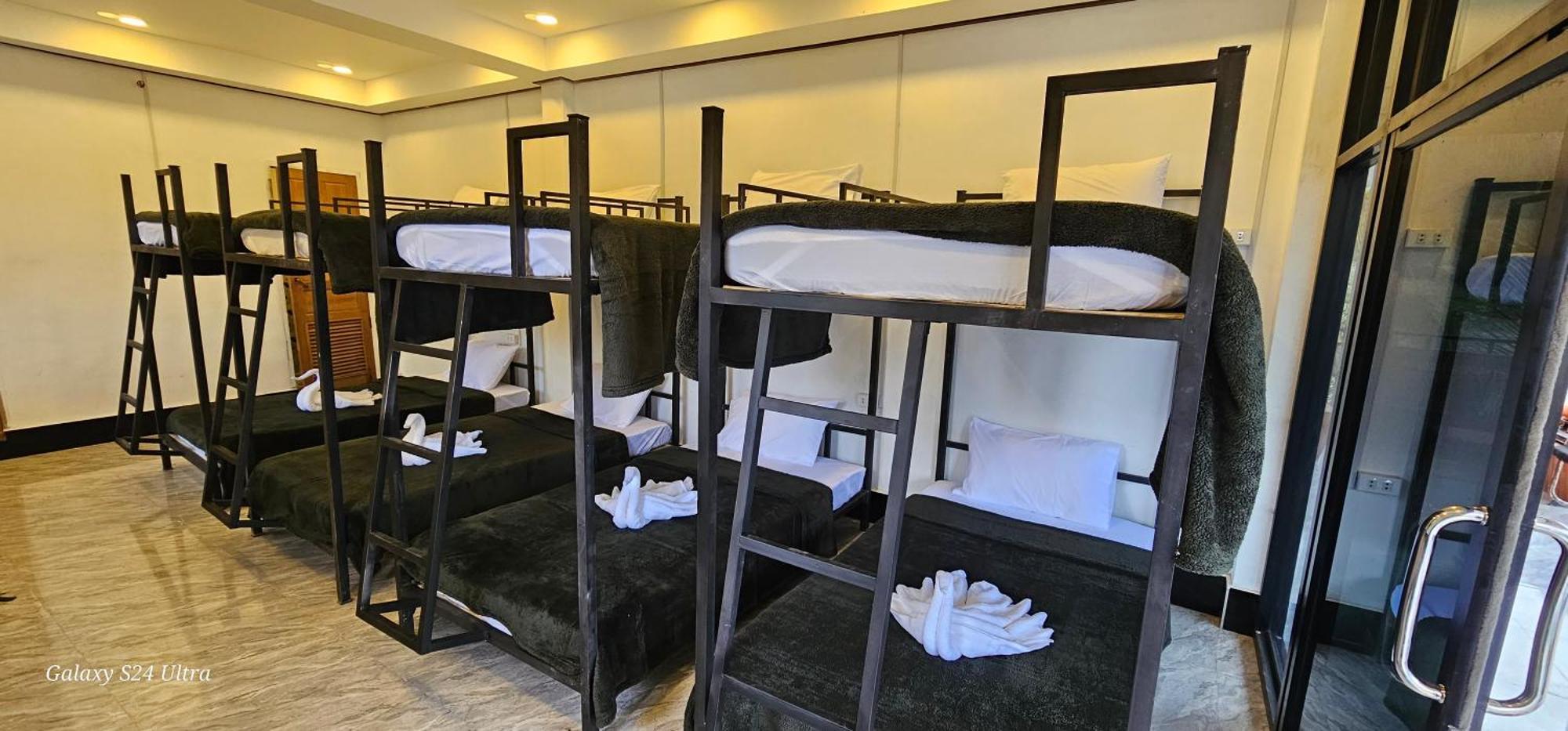 Inn Riverside Hostel Pb Muang Pakbèng 객실 사진