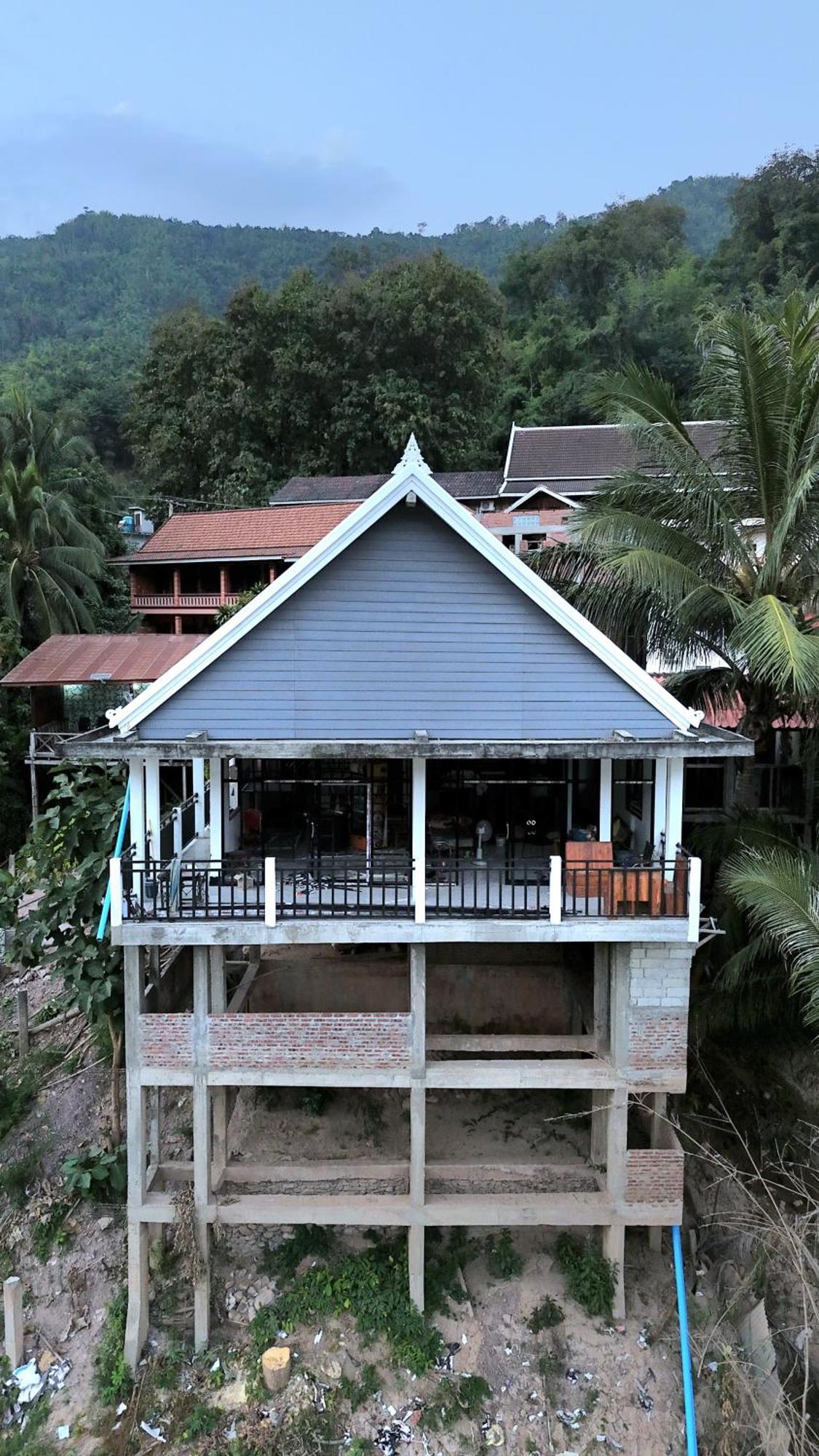 Inn Riverside Hostel Pb Muang Pakbèng 외부 사진