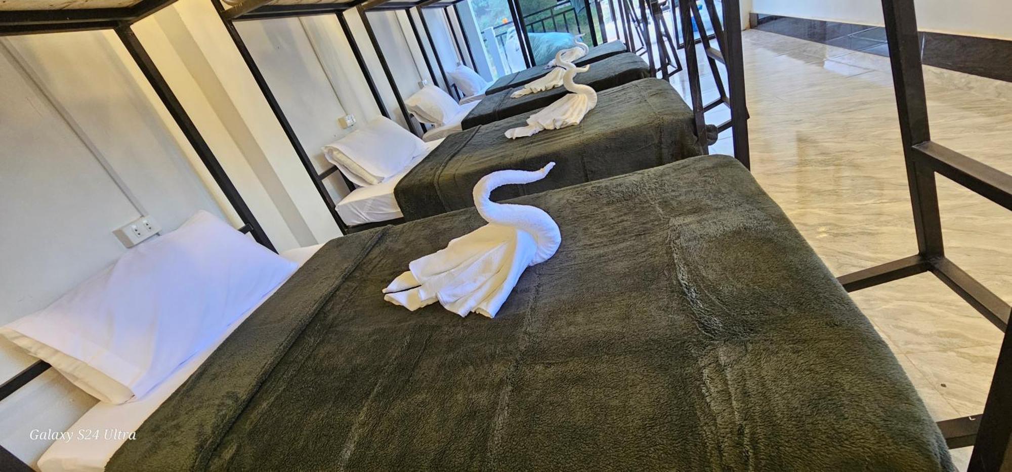 Inn Riverside Hostel Pb Muang Pakbèng 외부 사진
