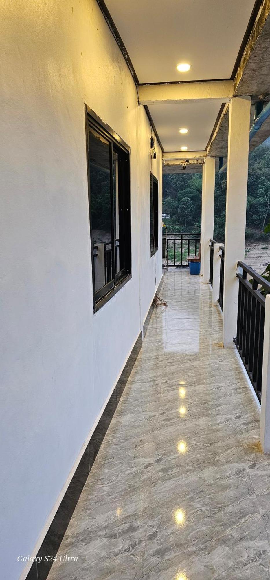 Inn Riverside Hostel Pb Muang Pakbèng 외부 사진