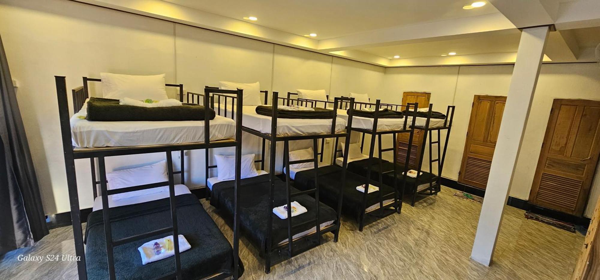 Inn Riverside Hostel Pb Muang Pakbèng 외부 사진